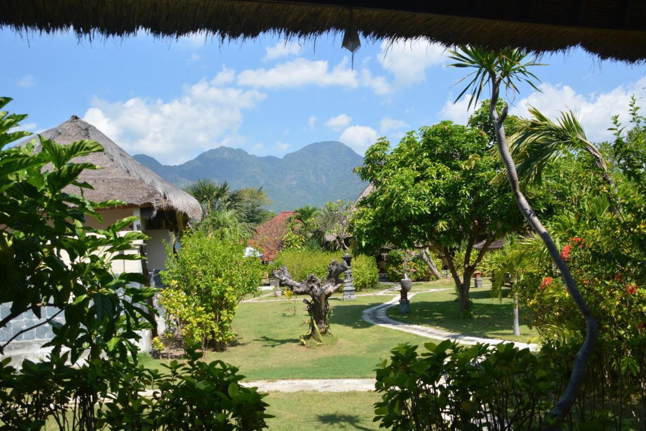 Sunia Loka Bungalows & Dive Center Pemuteran Extérieur photo