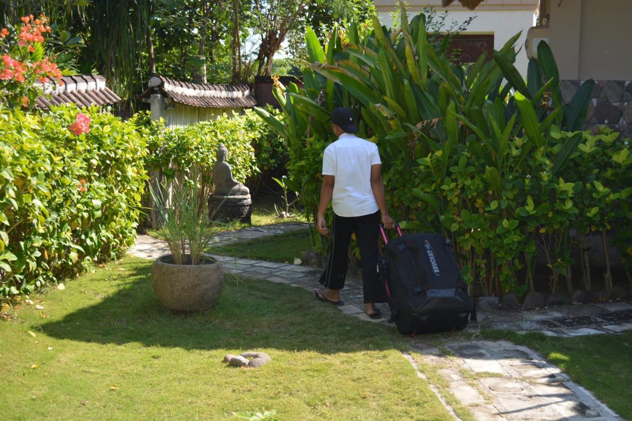 Sunia Loka Bungalows & Dive Center Pemuteran Extérieur photo