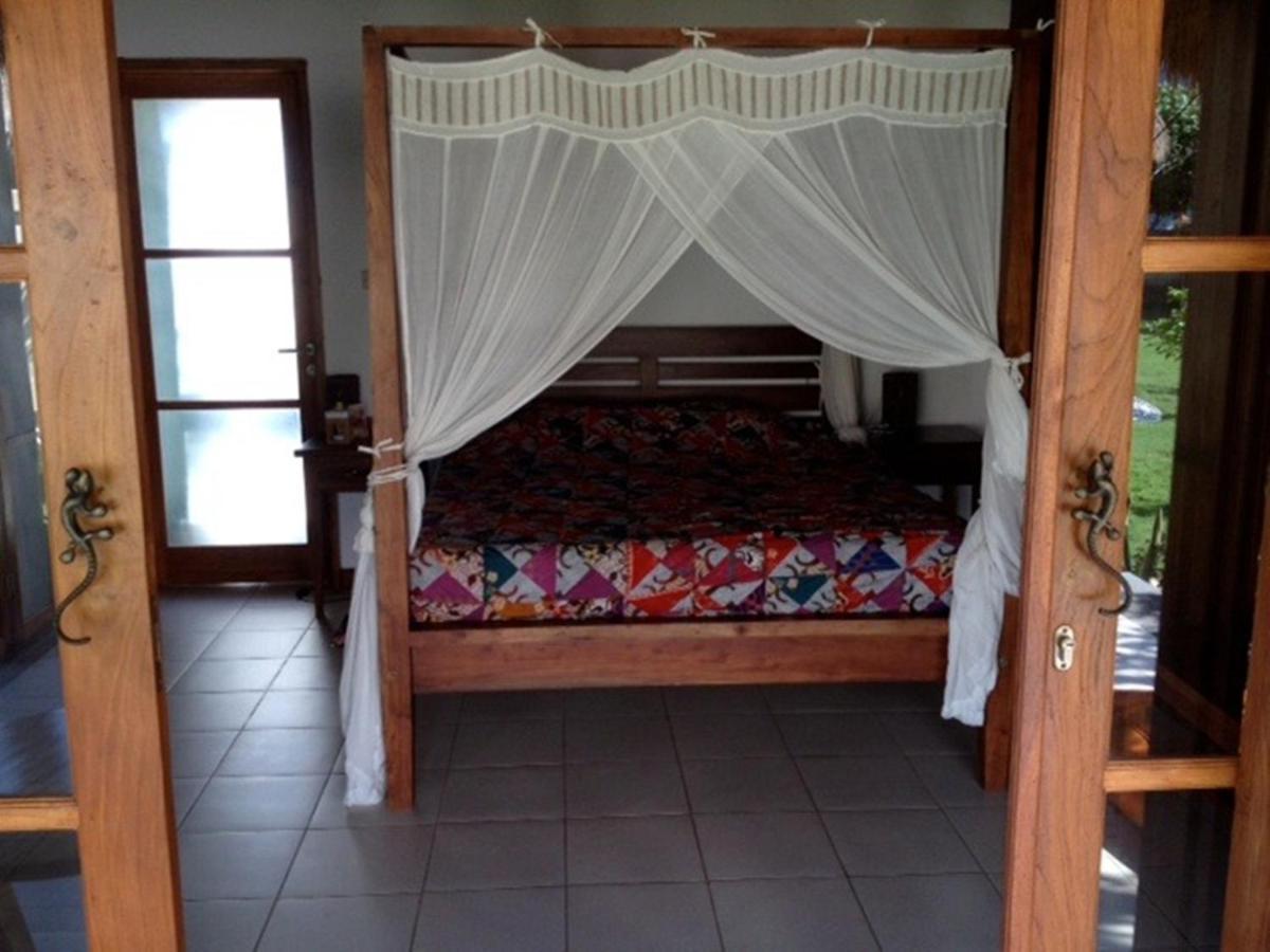 Sunia Loka Bungalows & Dive Center Pemuteran Chambre photo