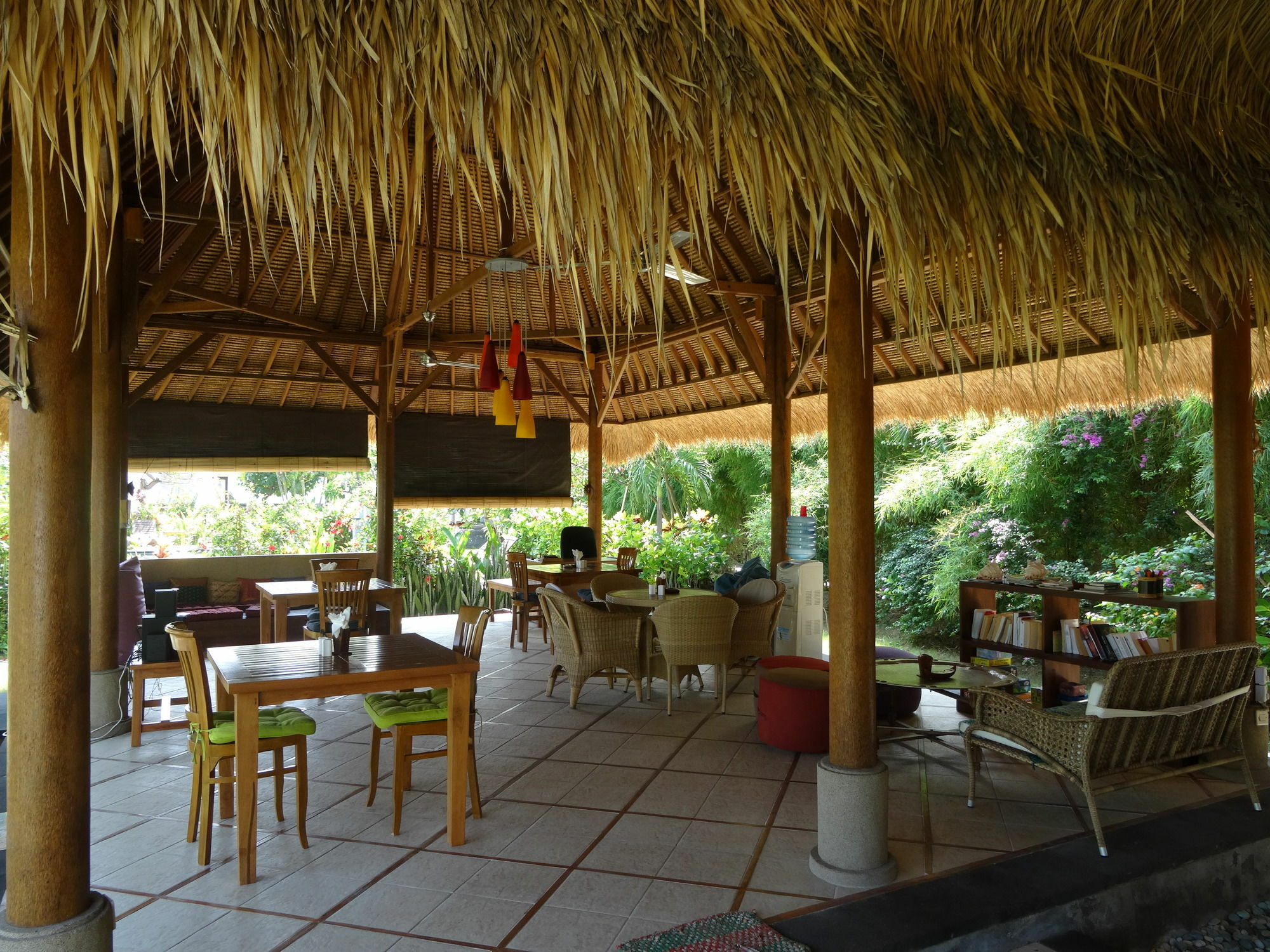 Sunia Loka Bungalows & Dive Center Pemuteran Extérieur photo